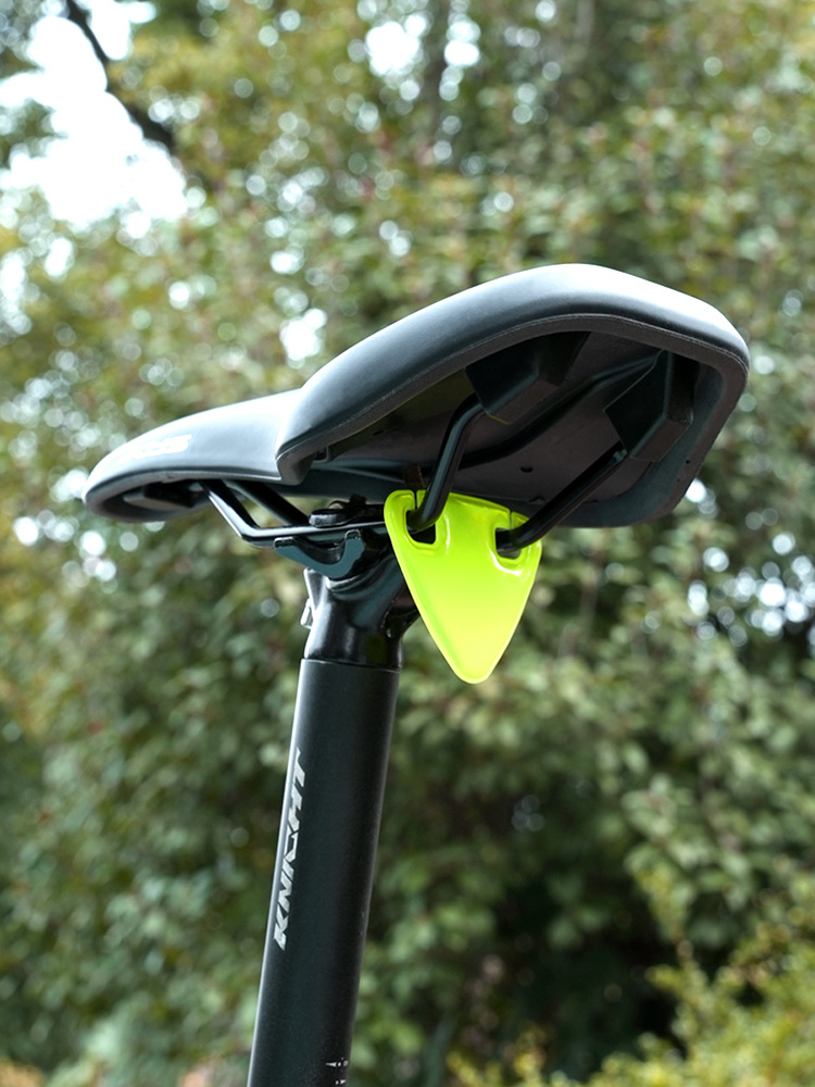 Cycling Visibility Gear - Luz trasera de bicicleta reflectante de